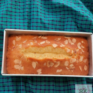 Vanilla Oil Pound Cake